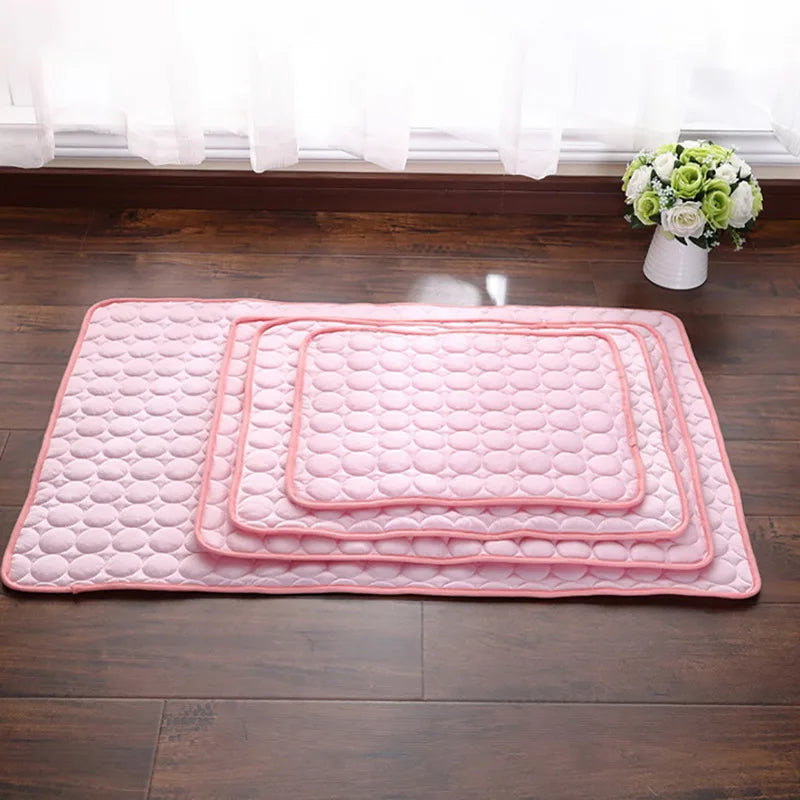 Tapis Mesh Rafraîchissant pour Chien et Chat – Bye bye la chaleur !
