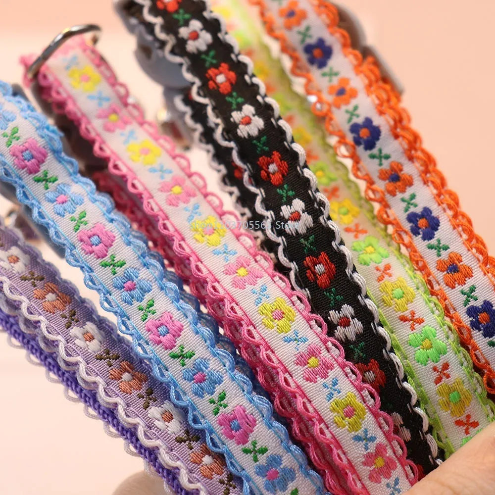 Collier Fleuri pour Chat – Féminin et délicat